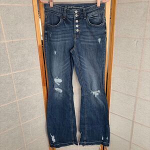 Women's Sz 4 M Jeans By Maurices High Rise Distressed Medium Wash Boot Cut Denim